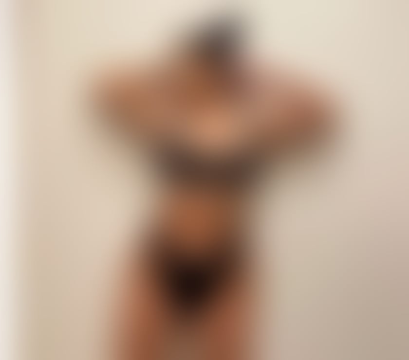 Escorts Hull Hull City Centre - Hull - Photos for Party 🥳 girl 😘adriana