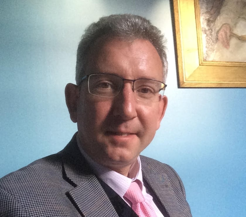 adult personals Hertfordshire Three Rivers - Photos for White gentleman for Ebony princess