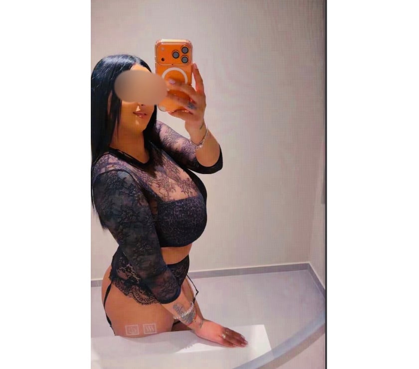 ❤️CARINA❤️ new girl in town party very big tits🎉