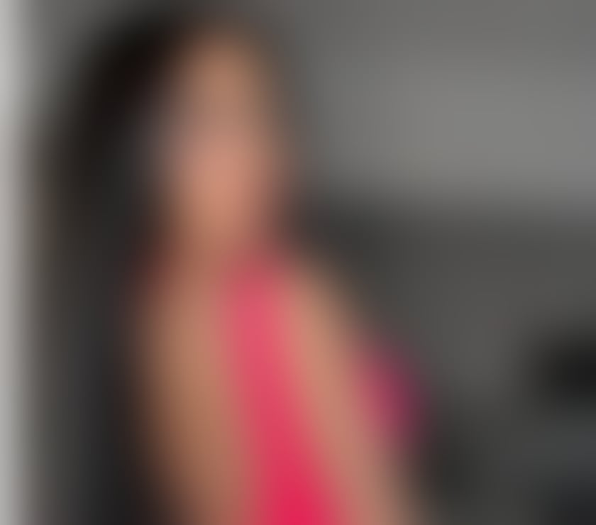 Escorts West London Hillingdon - Photos for ~~𝑳𝒂𝒖𝒓𝒂 *Incall😘