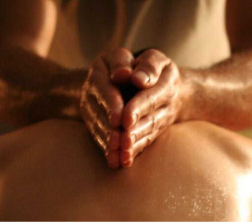 Massage Barking Barking and Dagenham - Photos for HI ME NAME LÀSZLO!!