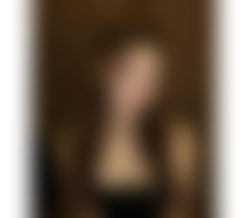 Escorts Blackpool Town Centre Blackpool - Photos for 🌹 Elegant Companion • Relaxed & Caring 🌹