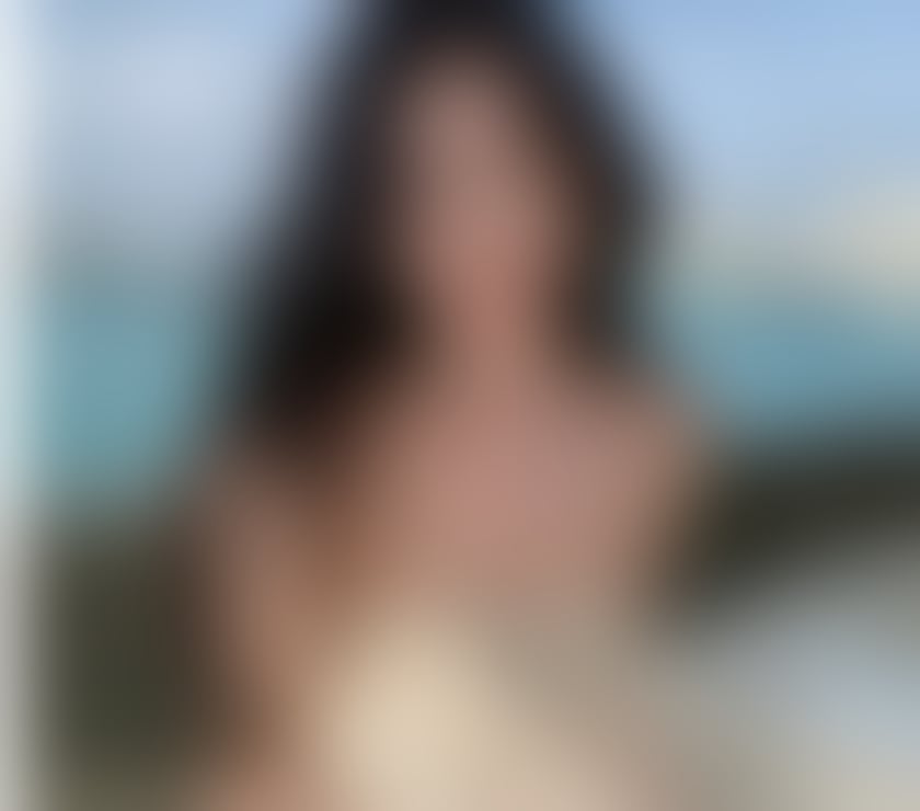 Photos for 💫 Elegant Companion • Gentle & Discreet 💫