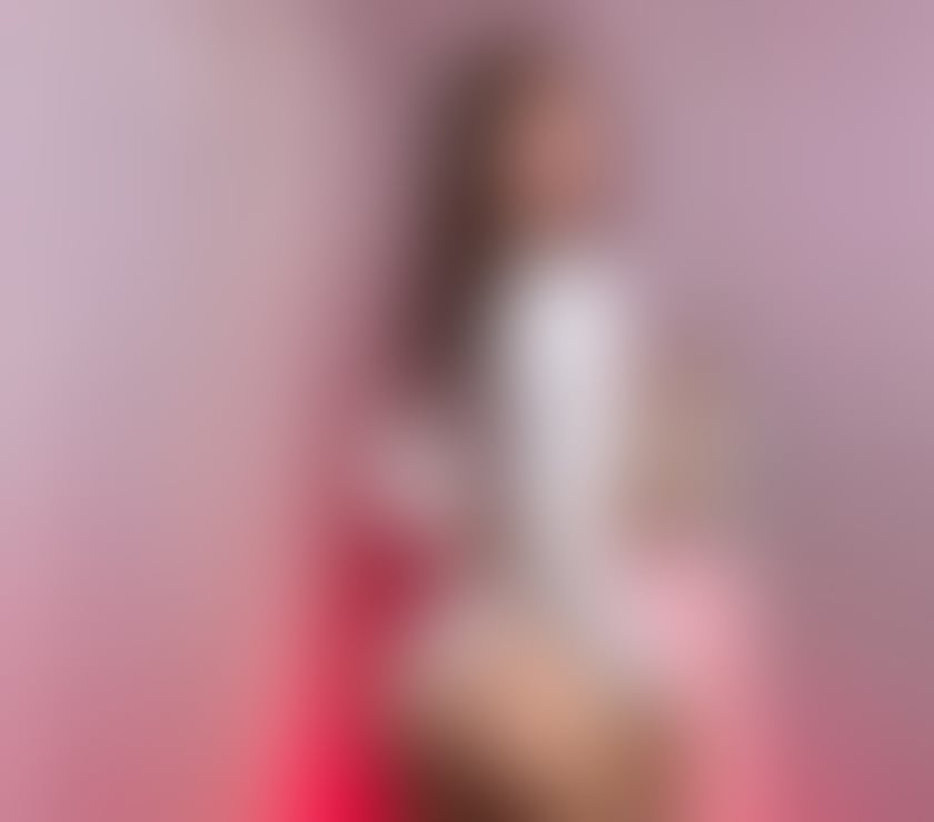 Escorts Glasgow Maryhill - Glasgow - Photos for 🔞Bombshell Party🥂Strap-on lovers?Domination ALEVEL💦