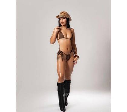 Photos for New new sexy party girl maria