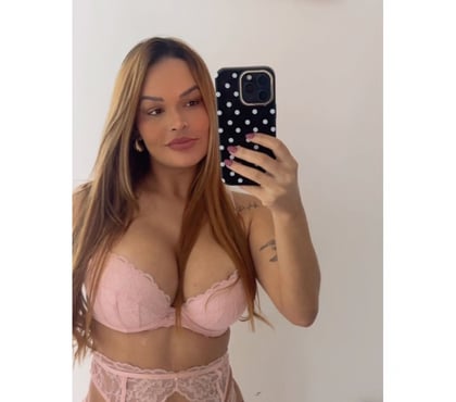 Photos for Good Girl WET😋! Party Girl🥂🔥