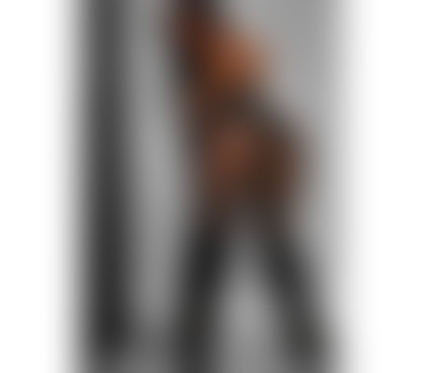 Escorts Worcestershire Wyre Forest - Photos for Sexy Brunette Spanish Escort | Elegant, Passionate Discreet