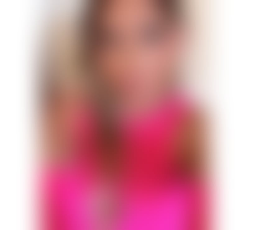 Hot Shemale Iza Venturini available now🔥