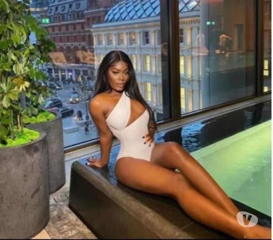 Escorts Bedfordshire Luton - Photos for First time in Luton -- Jeanie Brown - LU1 1RS