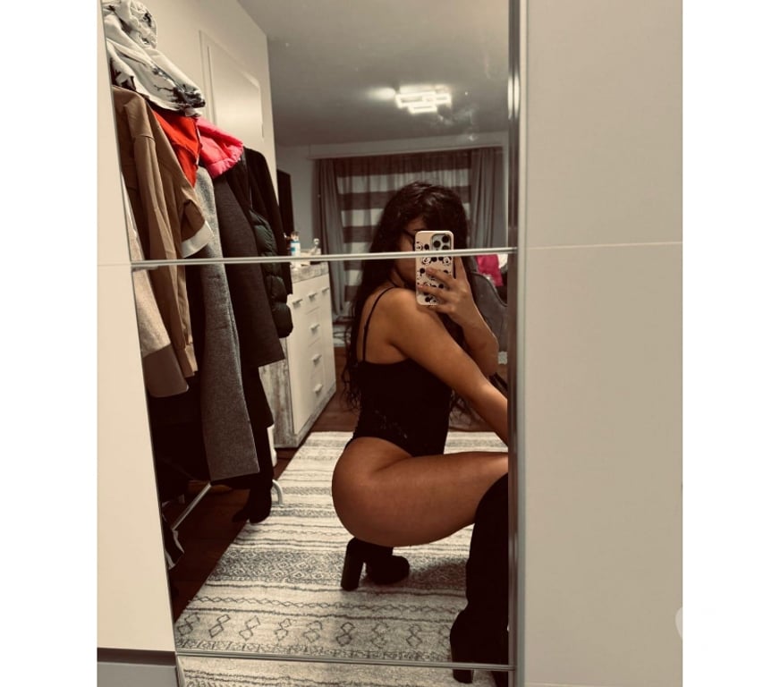 Escorts Bedfordshire Central Bedfordshire - Photos for Just Outcall ✌️💋 amyra💋party girl🥳