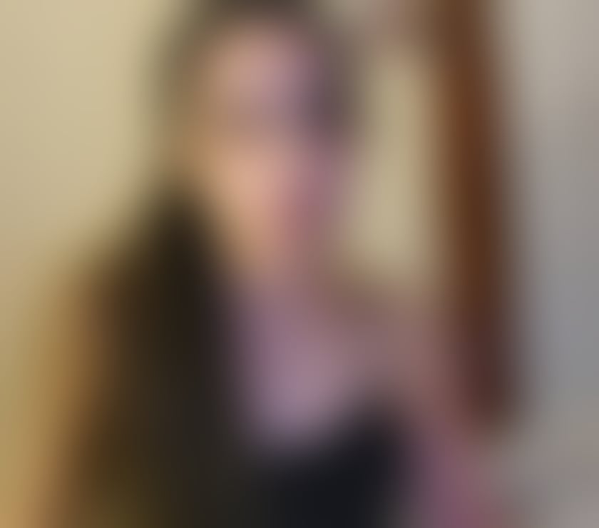 Escorts East London Redbridge - Photos for Iam an girl available in Redbridge ee....