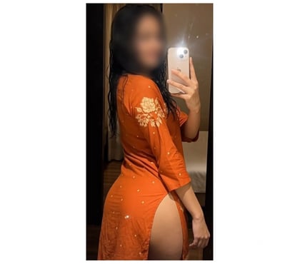 Escorts Ilford Redbridge - Photos for Iam an girl available in Redbridge ee....