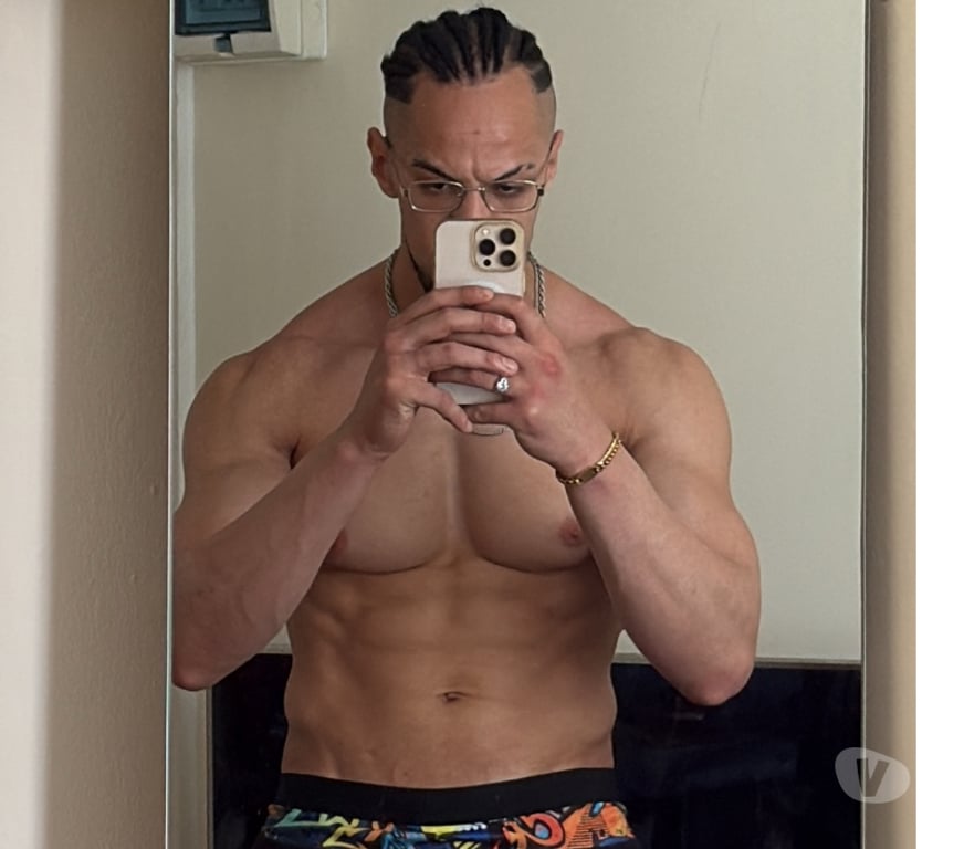 Escorts Bedfordshire Luton - Photos for Party Men 🇲🇦🇮🇹 Available incall & outcall 😈