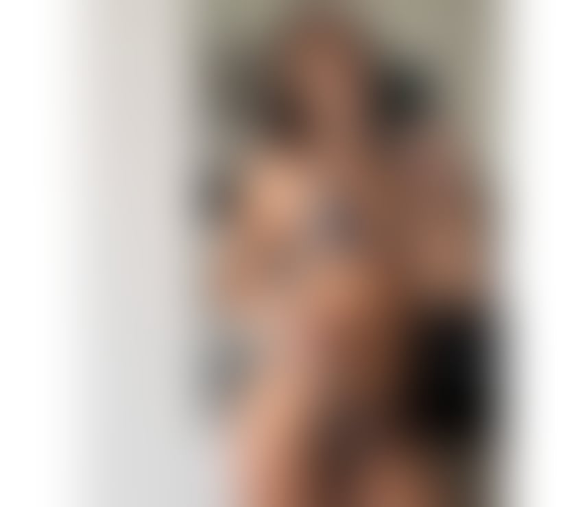 Escorts Hampshire Rushmoor - Photos for PETITE GIRL💯GFE💋💦PARTY