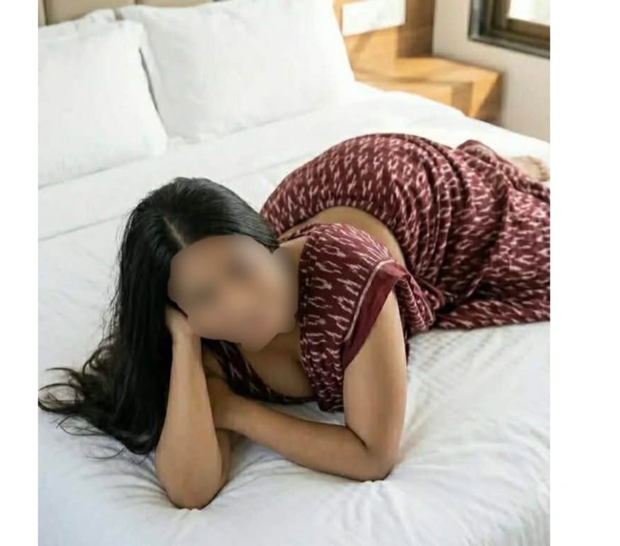 Escorts West Midlands Birmingham - Photos for 💯 Real & genuine Nepalese girl with royal elegance 🫠