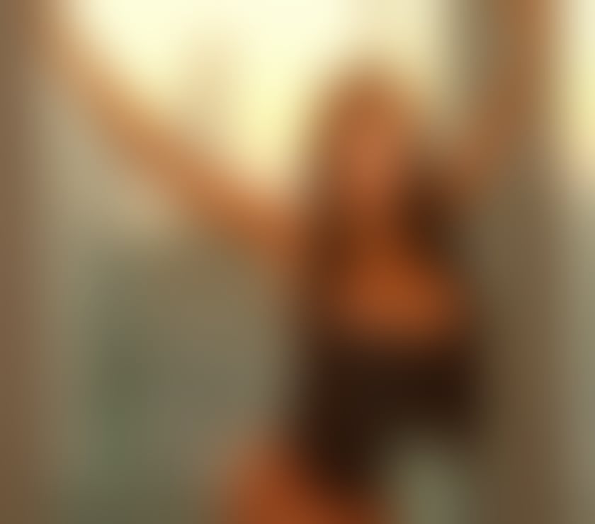 Escorts East London Aldgate East - East London - Photos for MEL ❤️‍🔥🐝 No Rush 😈 Party girl 🍸