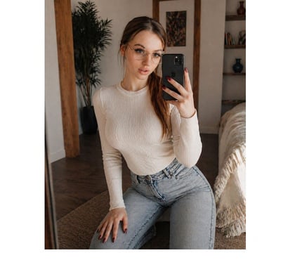 Photos for Private online sessions available🌙