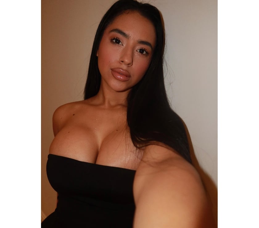 Escorts Charing Cross Station Charing Cross - Central London - Photos for Aniya Real Arab Baddie 🥰