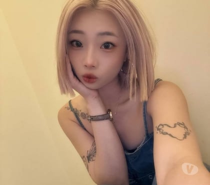 Photos for 🌸 Chinese Girl – Soft, Elegant & A Little Tempting