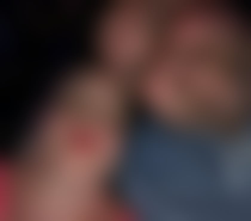 Swingers Community Kingston Upon Thames Town Centre Kingston upon Thames - Photos for curvey couple here looking for ladys or couples only