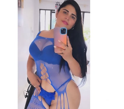 Escort Brentwood Station Brentwood - Photos for PARTY CARMEN AMAZING CURVES 🍫