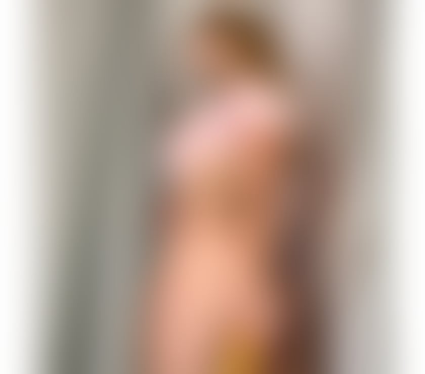 Escorts Essex Brentwood - Photos for PARTY MILF IN TOWN FIRST TIME IN TOWN 🤩