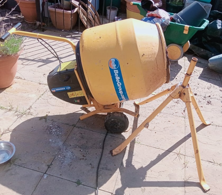 Garden, Outdoor & DIY Hampshire Havant - Photos for Belle Minimix 130 Electric cement mixer