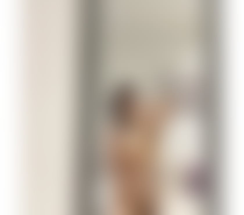 Escorts South East London Bromley - Photos for Diana Elite Escort and B2B massage