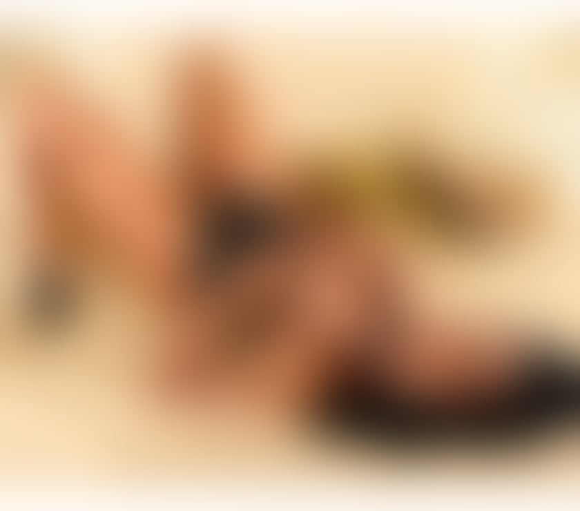 Trans Escorts East Sussex Brighton - Photos for Feminine Juicy Smooth Model TRANS Girl With Hard TOY