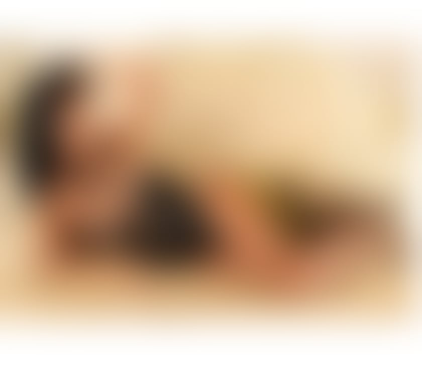 Trans Escorts East Sussex Brighton - Photos for Feminine Juicy Smooth Model TRANS Girl With Hard TOY