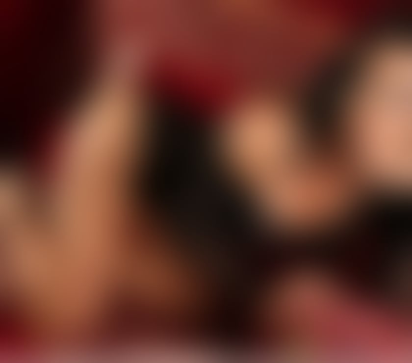 Trans Escorts East Sussex Brighton - Photos for Feminine Juicy Smooth Model TRANS Girl With Hard TOY