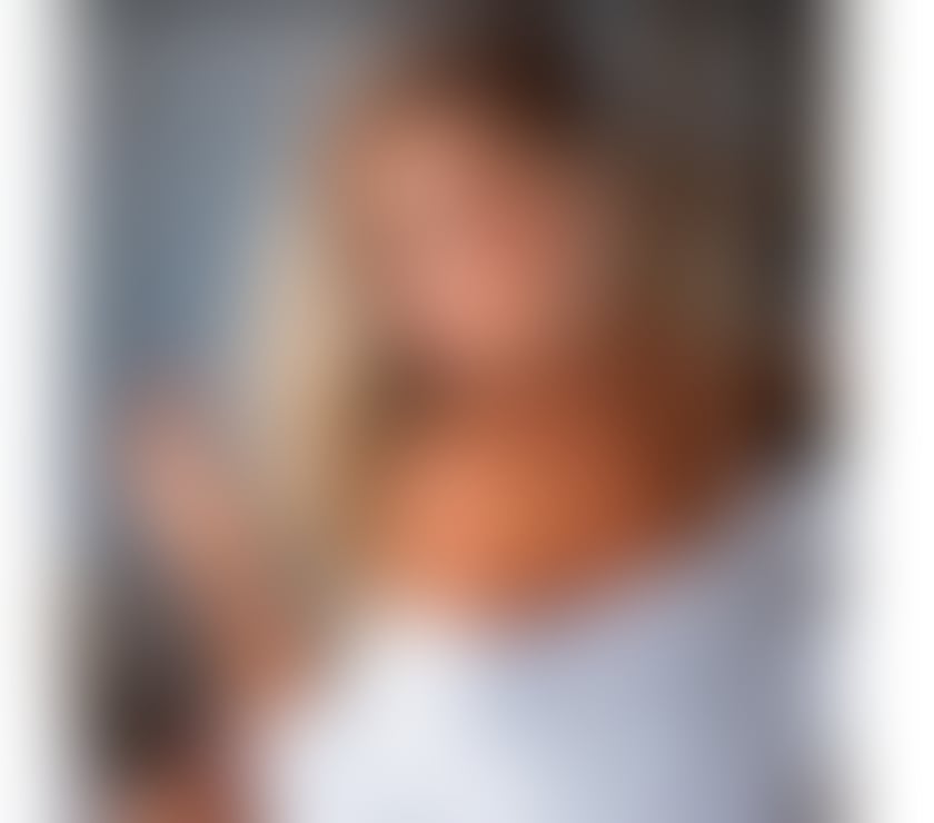 Escorts Surrey Woking - Photos for I'm VICTORIA new in town