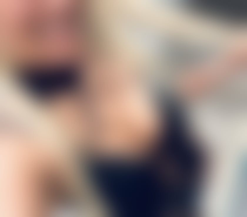 Photos for ✅❤️ SEXY BLONDE MILF ✅❤️