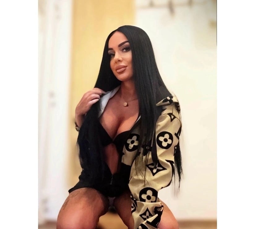 Escorts Bolton City Centre Bolton - Photos for New girl in town