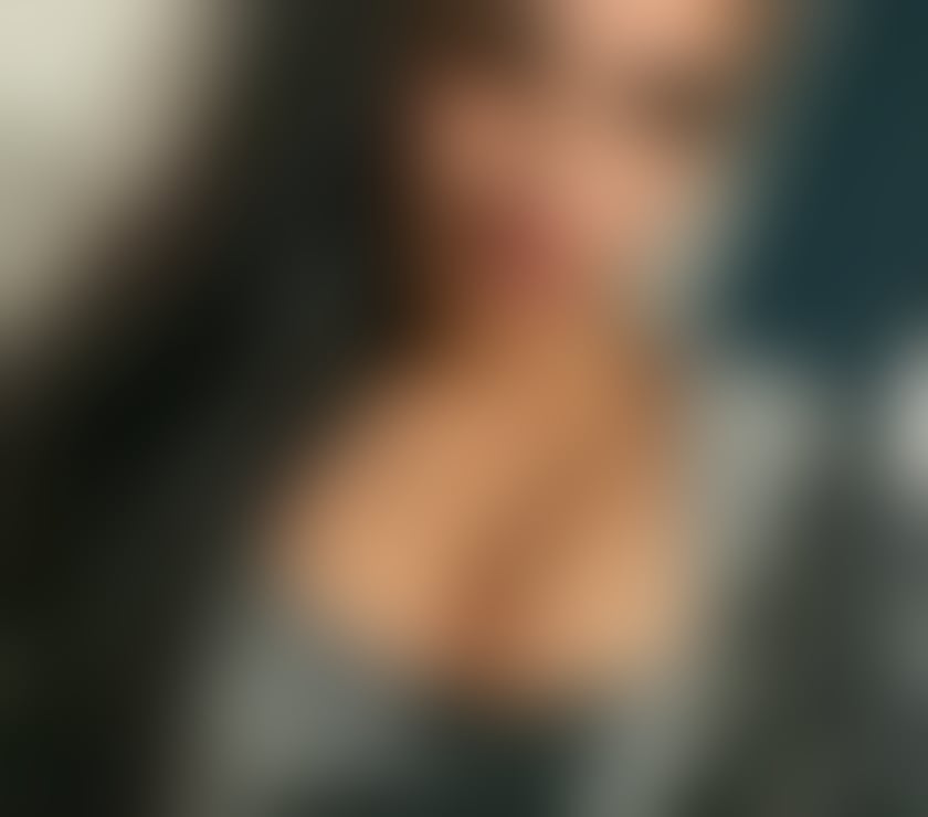 Escort Bagshot Surrey Heath - Photos for Party girl Louisa 100% GENUINE