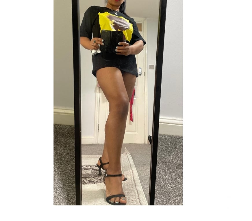 Escorts South East London Croydon - Photos for 💥Pamela naughty Milf pics real big boobs natural 38DD💥