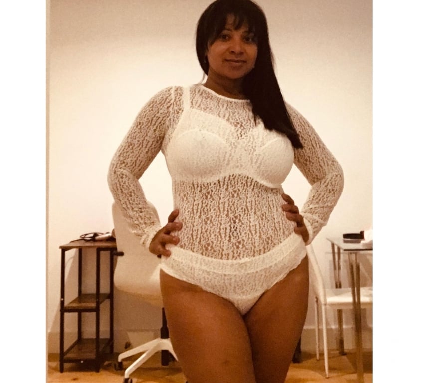 Escorts South East London Croydon - Photos for 💥Pamela naughty Milf pics real big boobs natural 38DD💥