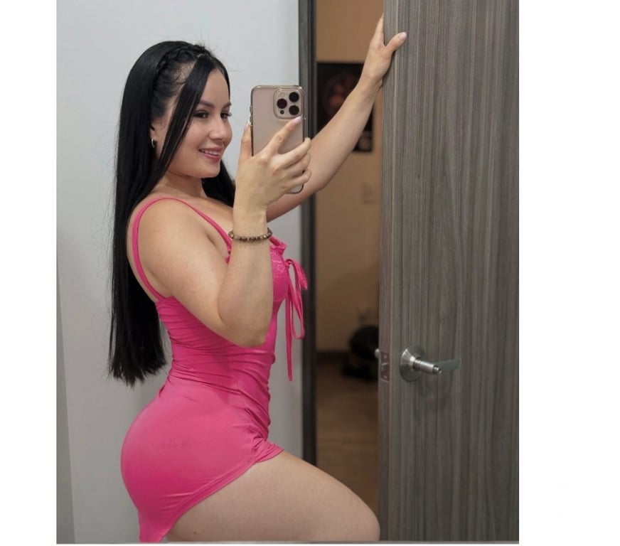 Escorts West London Hounslow - Photos for 🔥 BUSTY NEW GIRL IN TOWN 🔥