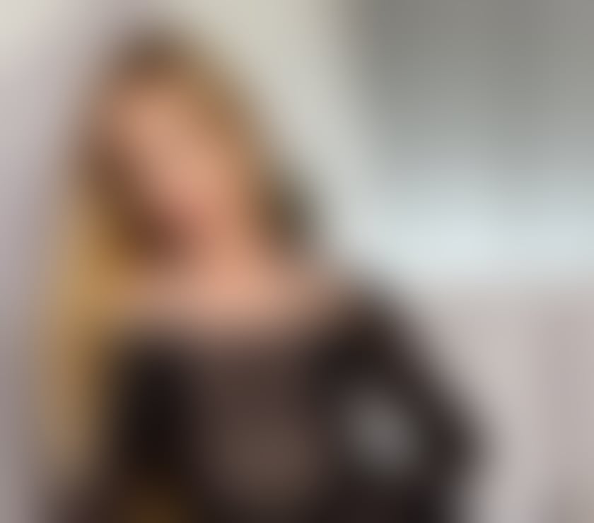  Escorts Bolton City Centre Bolton - Photos for 🍭LIA A SWEET🍭NEW🔥FEW DAYS⏱️