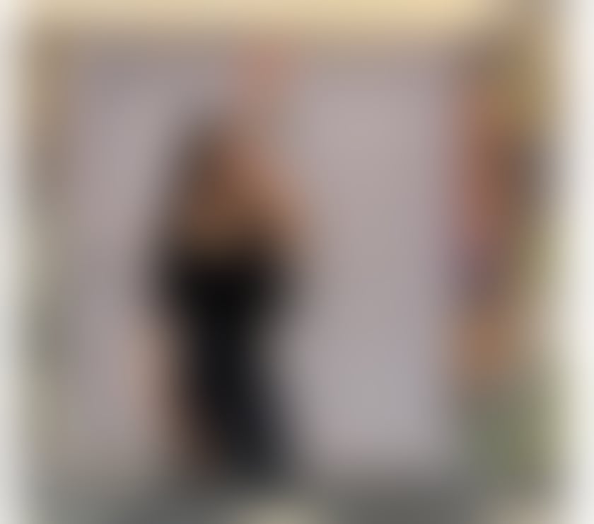 Escorts Reading Reading Town Centre - Reading - Photos for MIA QUEEN OWO HIGH CLASS GENUINE VIDEO CALL ME CONFIRME ✅