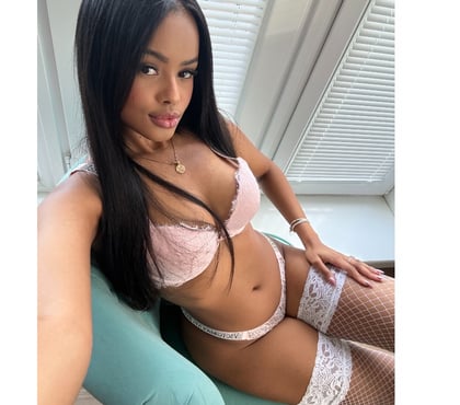 Escorts Reading Town Centre Reading - Photos for MIA QUEEN OWO HIGH CLASS GENUINE VIDEO CALL ME CONFIRME ✅