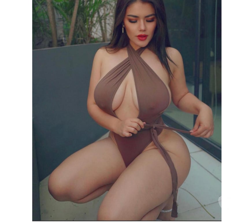 Escorts West London Hillingdon - Photos for CLOE! Your Favorite HOT GFE Latina