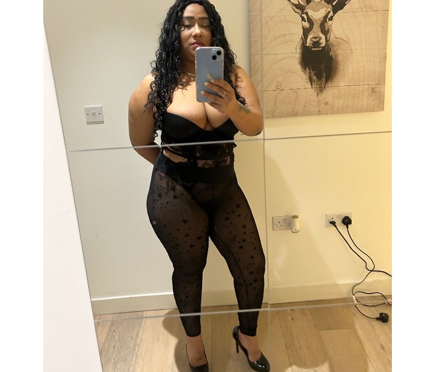  Escorts Aldershot Rushmoor - Photos for Play with my🥳🥳Helena party girl best experience💦