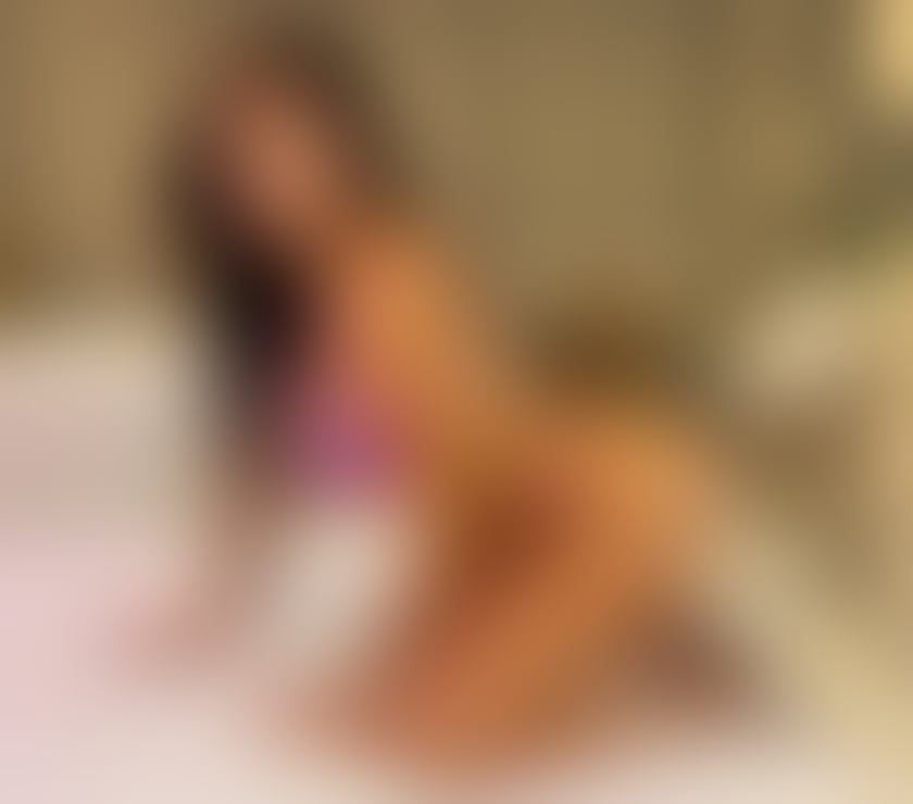 Escorts South West London Battersea - South West London - Photos for NEW 🔞 HIGH CLASS NAUGHTY BRUNETTE 👅🍑