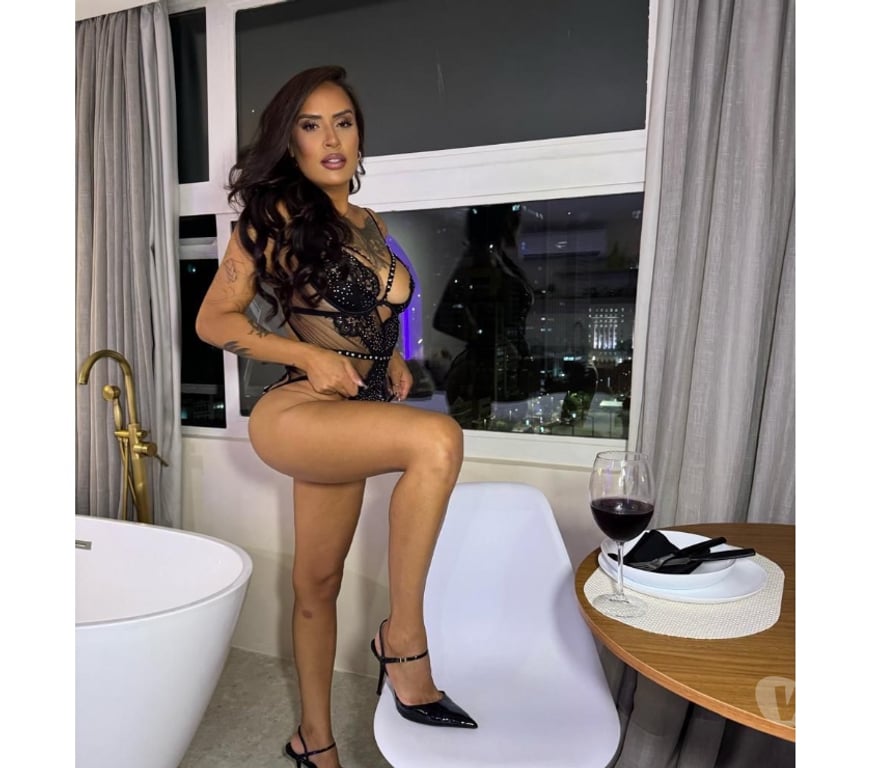 Escorts South West London Battersea - South West London - Photos for NEW 🔞 HIGH CLASS NAUGHTY BRUNETTE 👅🍑