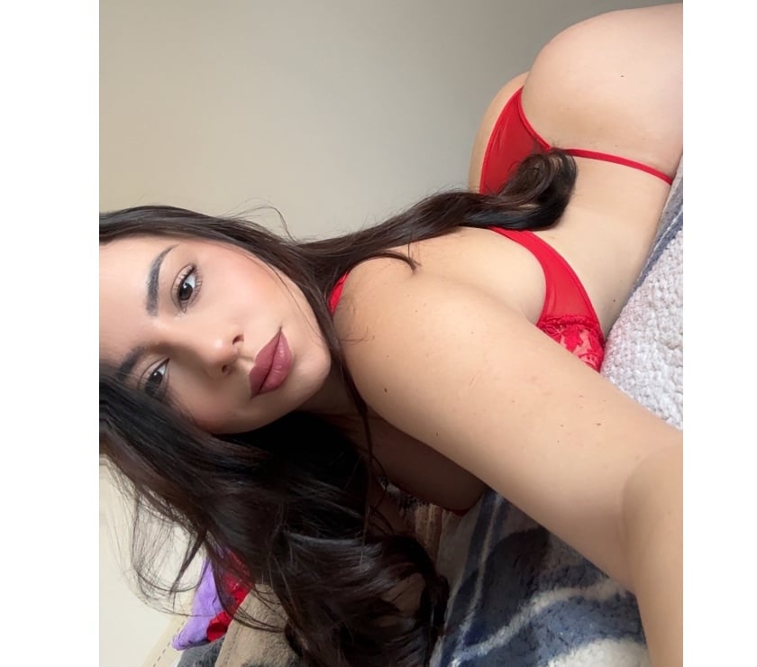 Photos for Liz new party girl in the city 🔥❤️😈