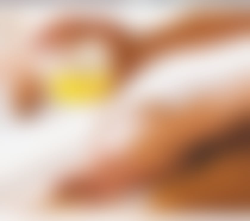 Massage🔝with hot oil🌸🌺🔝