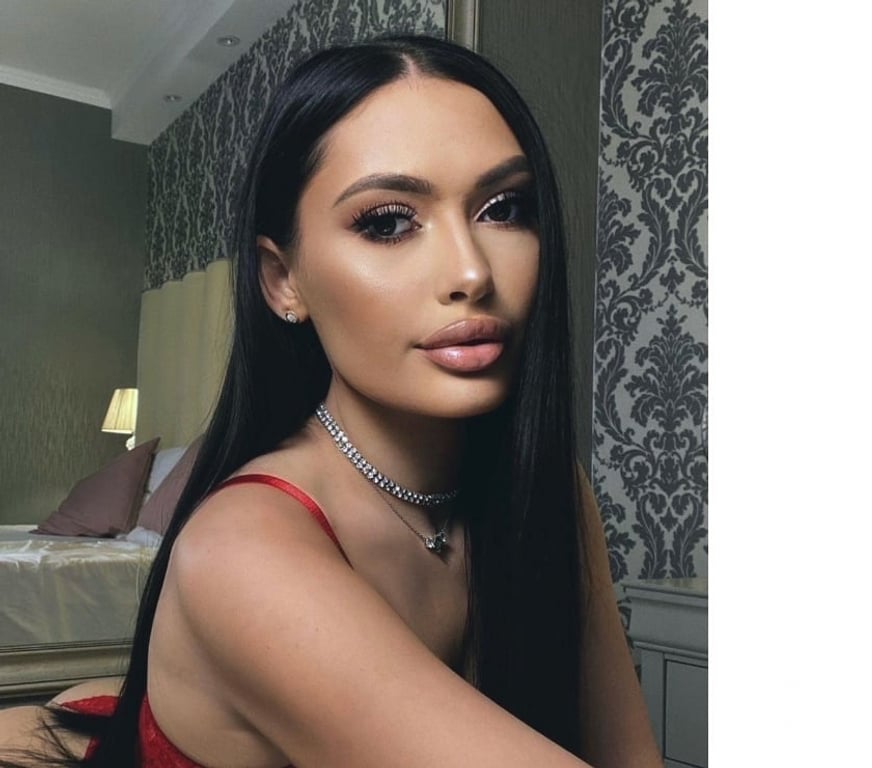 Escorts Cheshire East Crewe - Cheshire East - Photos for VERY HOT🍑REAL100%PARTY🥂BEST SERVICE👅CONFIRM