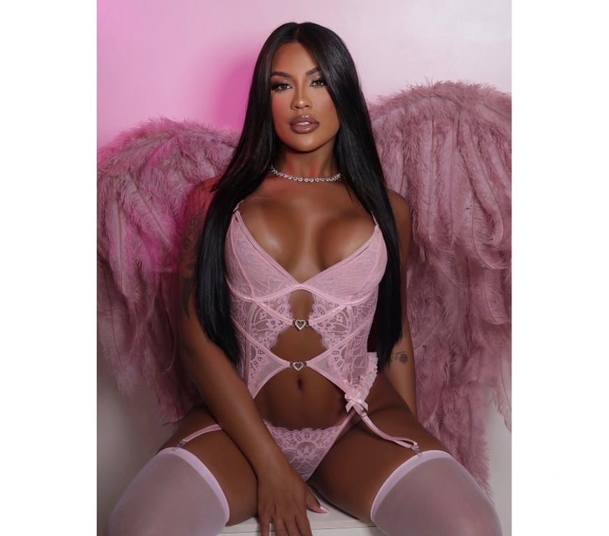 Escorts North West London Harlesden Station - North West London - Photos for BEAUTIFUL AND SEXY BRAZILIAN BRUNETTE🔥❤️