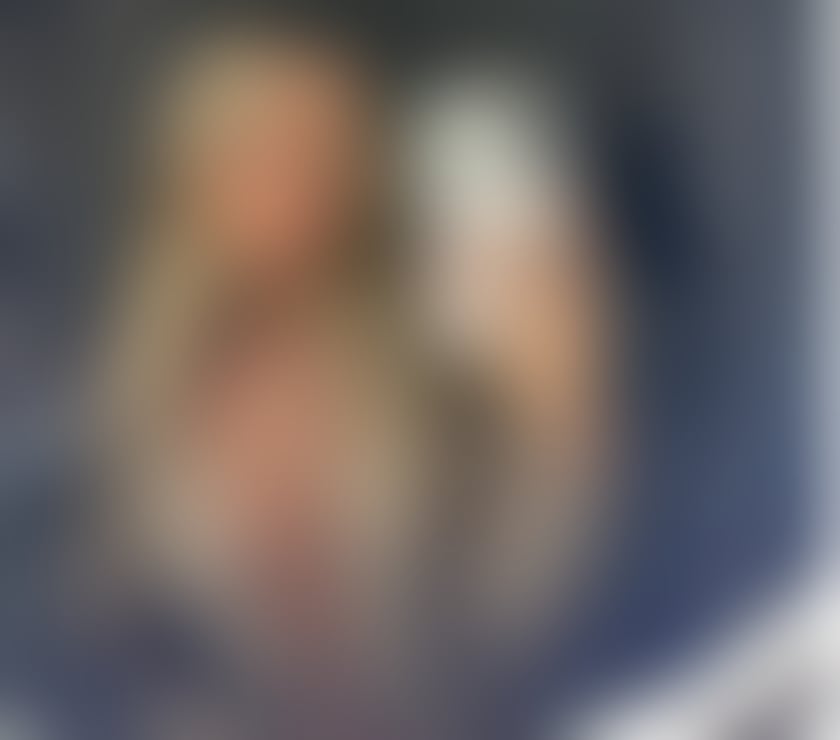 ✨🦋 AFFECTIONATE BLOND GIRL 🦋✨